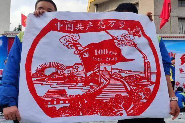 “福”进幼儿园 平安“警”相随